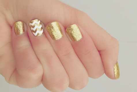 How to make gold manicure