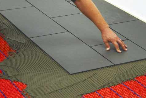 Floor Split system: advantages and shortcomings