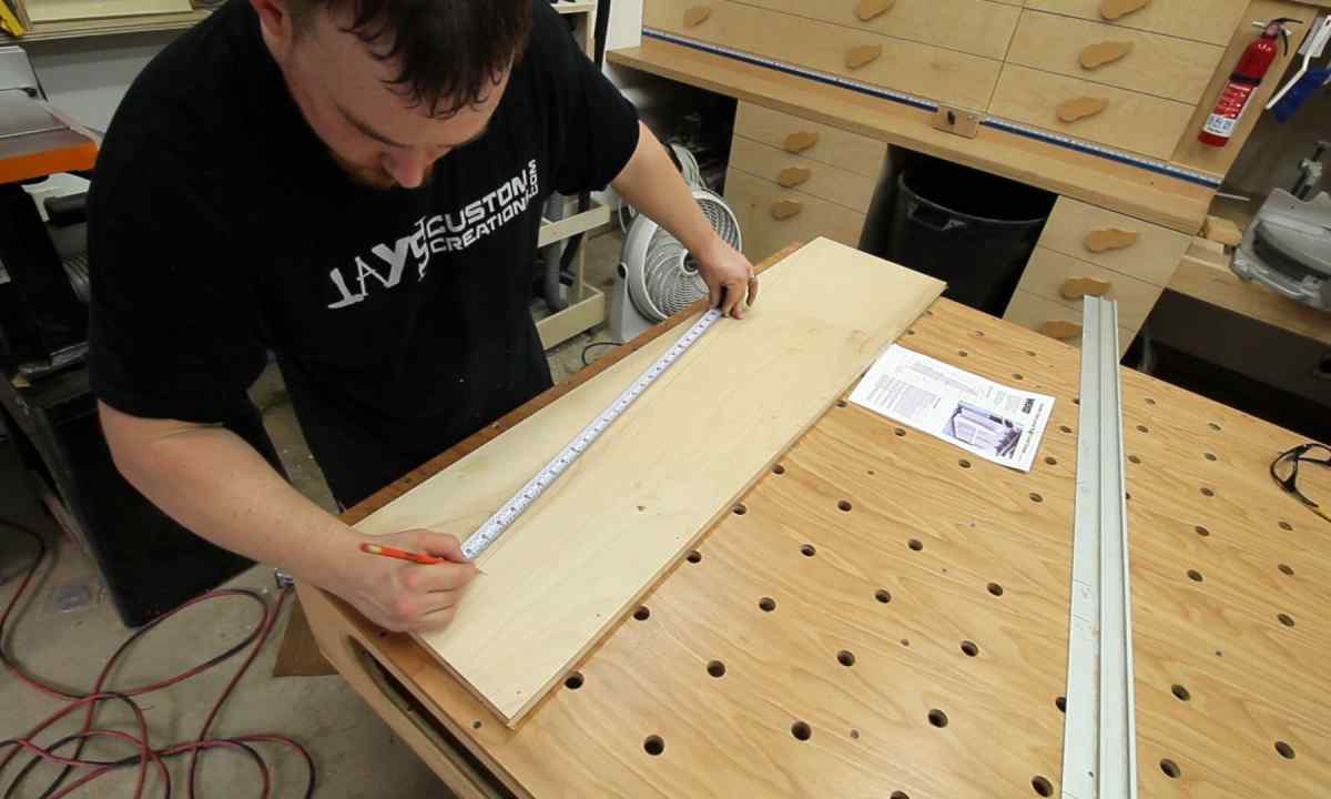 How to use plywood at repair