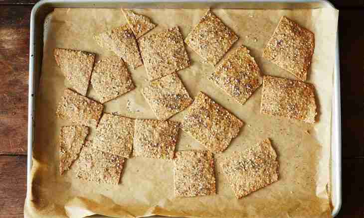 How to make crackers in an oven